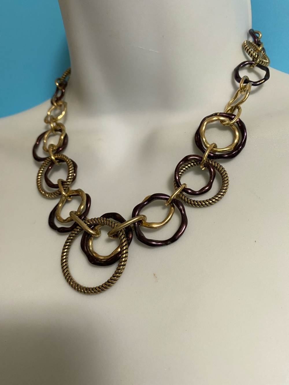 DANA BUCHMAN Gold and Purple Linked Circle Statement Necklace
